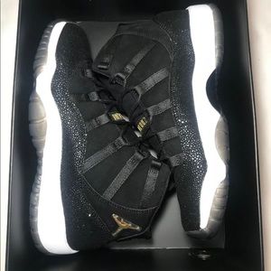 Jordan 11 Black and Gold Heiress